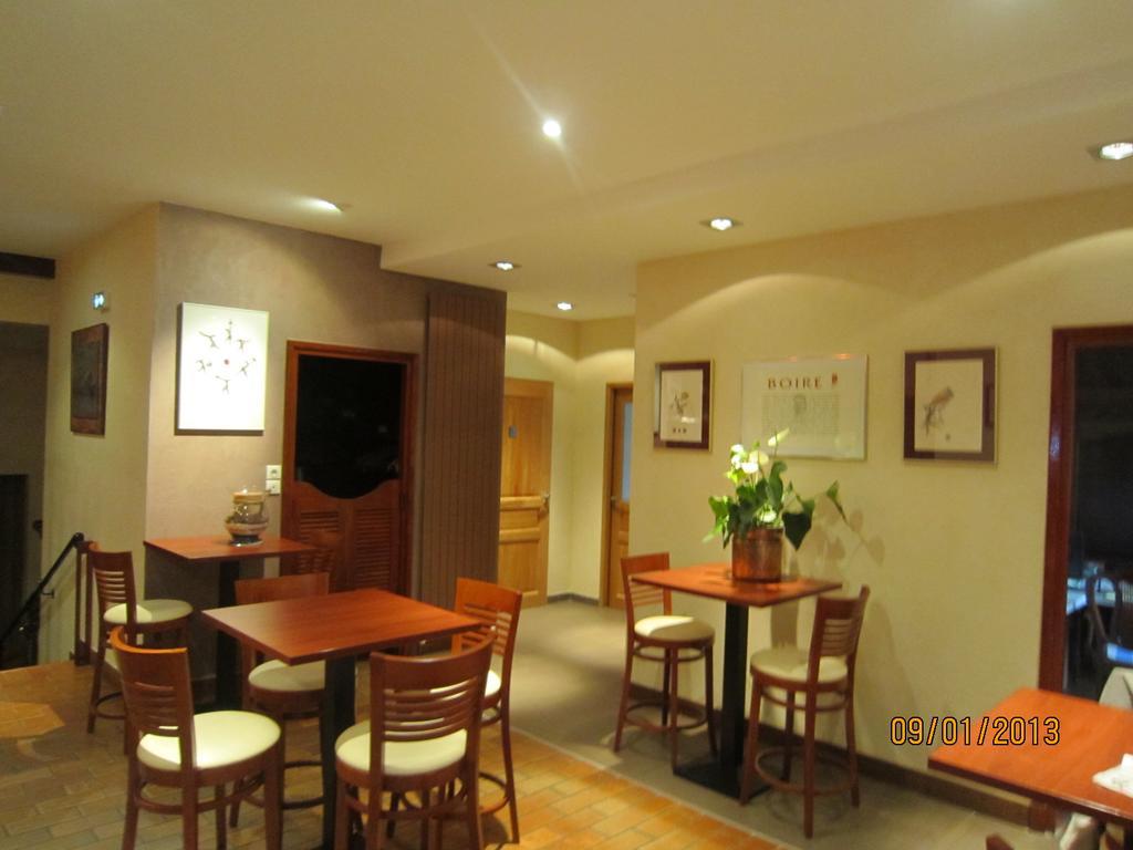 Hotel Restaurant Emile Job Montmerle-sur-Saone ภายนอก รูปภาพ