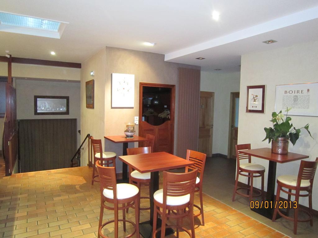 Hotel Restaurant Emile Job Montmerle-sur-Saone ภายนอก รูปภาพ
