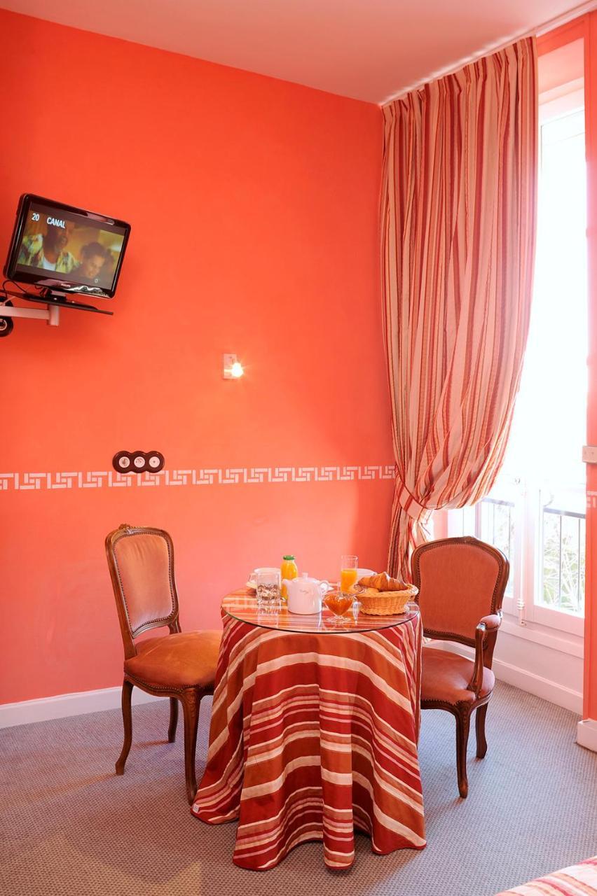 Hotel Restaurant Emile Job Montmerle-sur-Saone ภายนอก รูปภาพ